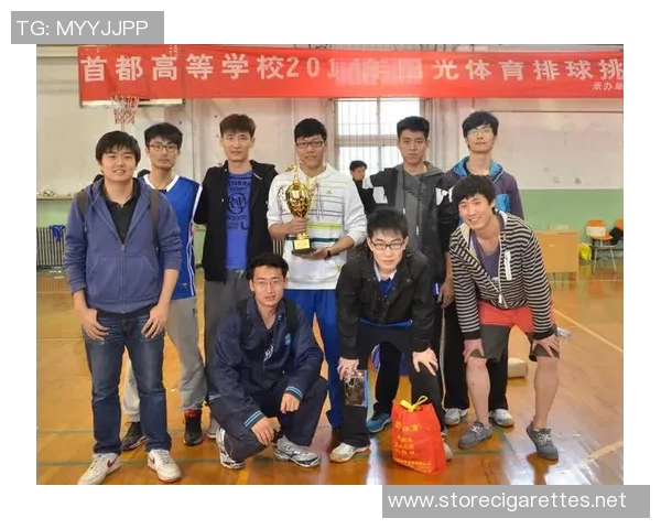 赛后分析:西安排球队与上海排球队的表现与状态对比探讨 赛后分析:西安排球队与上海排球队的表现与状态对比探讨