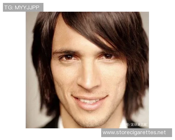 足球明星西热艾力的传奇之路与场上风采揭秘