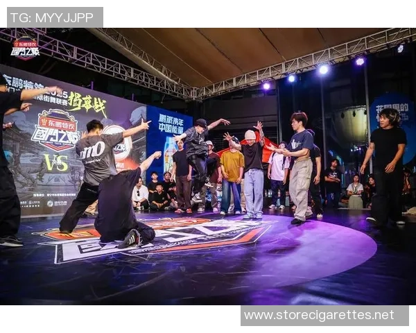 街舞纪实：记录成都街舞队的突破历程